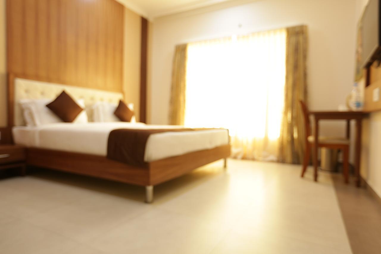 Atlanta Park Chennai Otel Tambaram Dış mekan fotoğraf